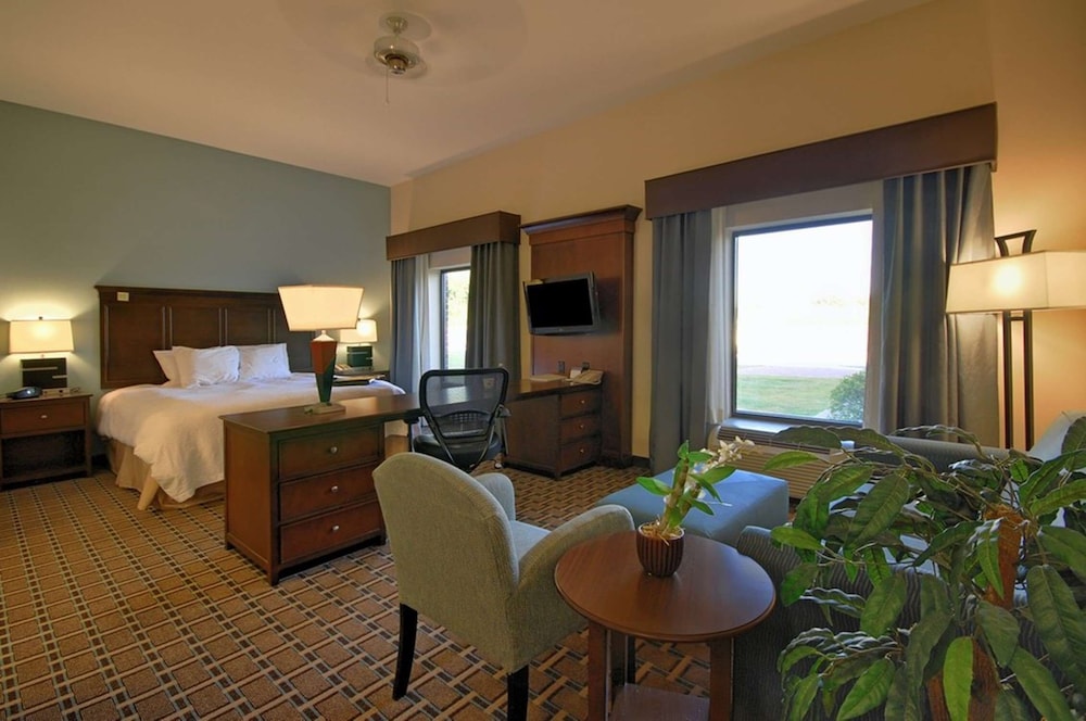 Hampton Inn Suites New Iberia Avery Island 36/47