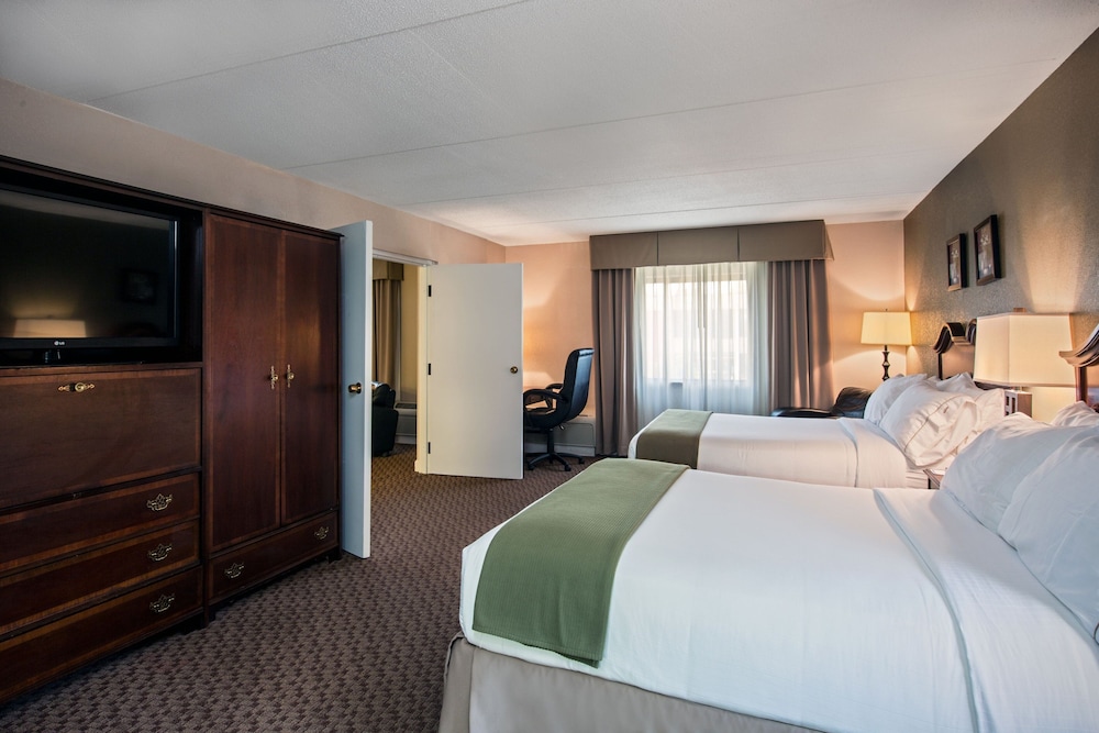 Holiday Inn Express Rolling Mdws Schaumburg Area 9/33