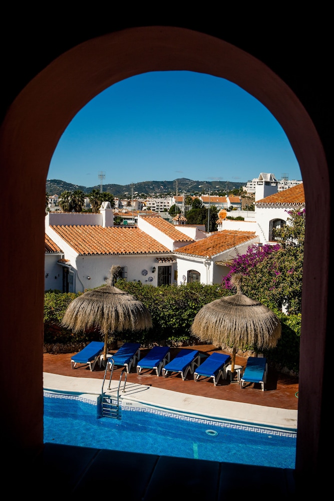 Hotel Los Arcos 55/63