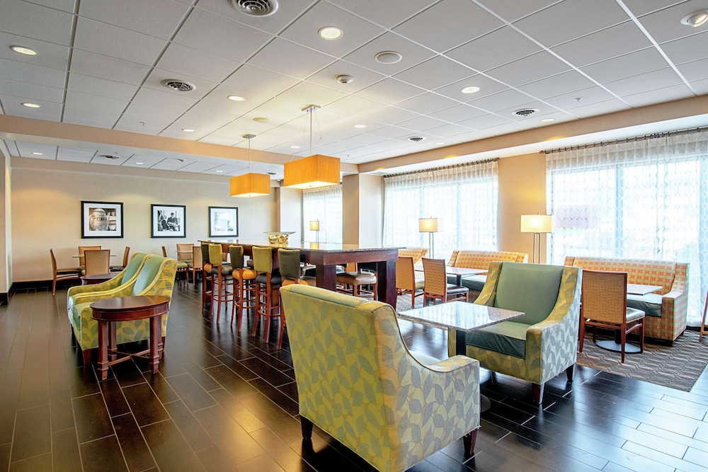 Hampton Inn Pine Grove 39/58