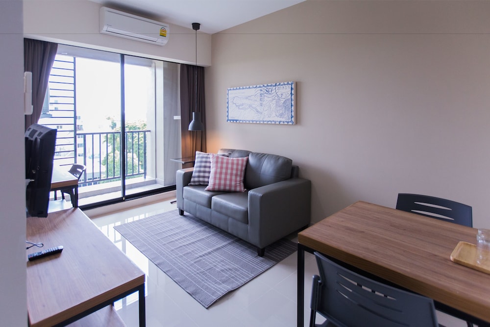 The Journey Hotel 52/65
