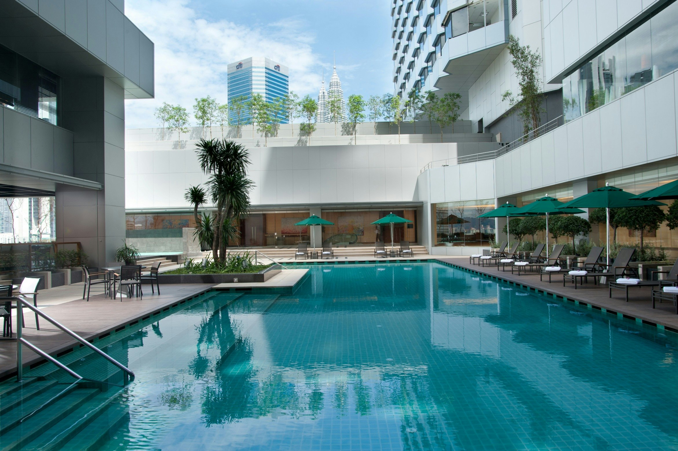 Doubletree By Hilton Kuala Lumpur 64/65