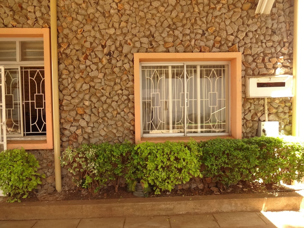 Milimani Holiday Resort 1/29