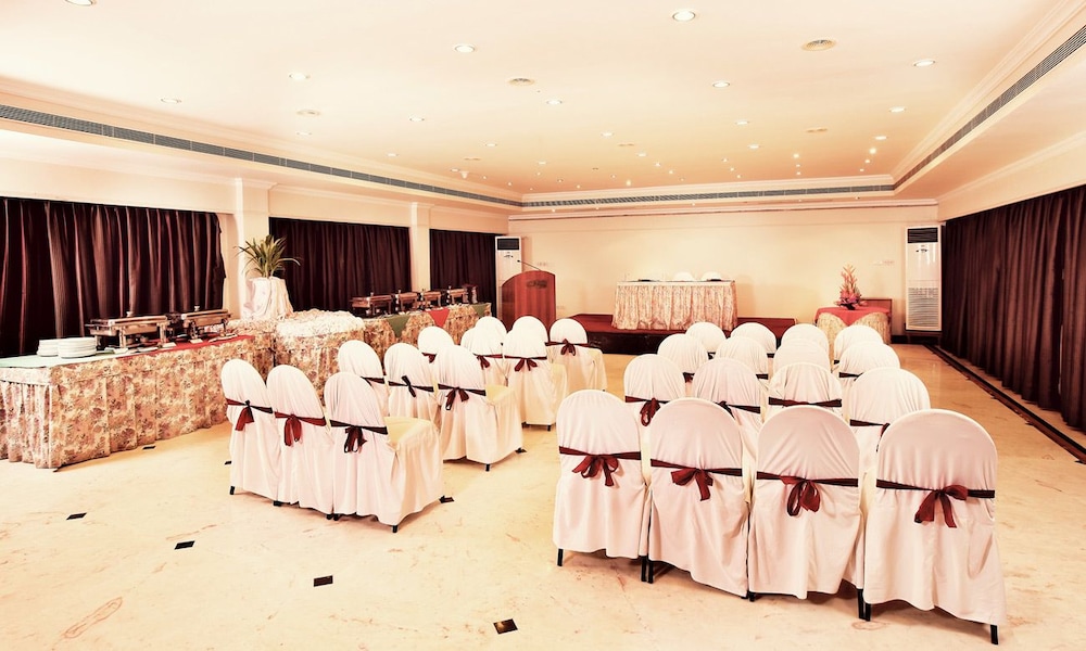 Regency Kanchipuram by GRT Hotels 43/45