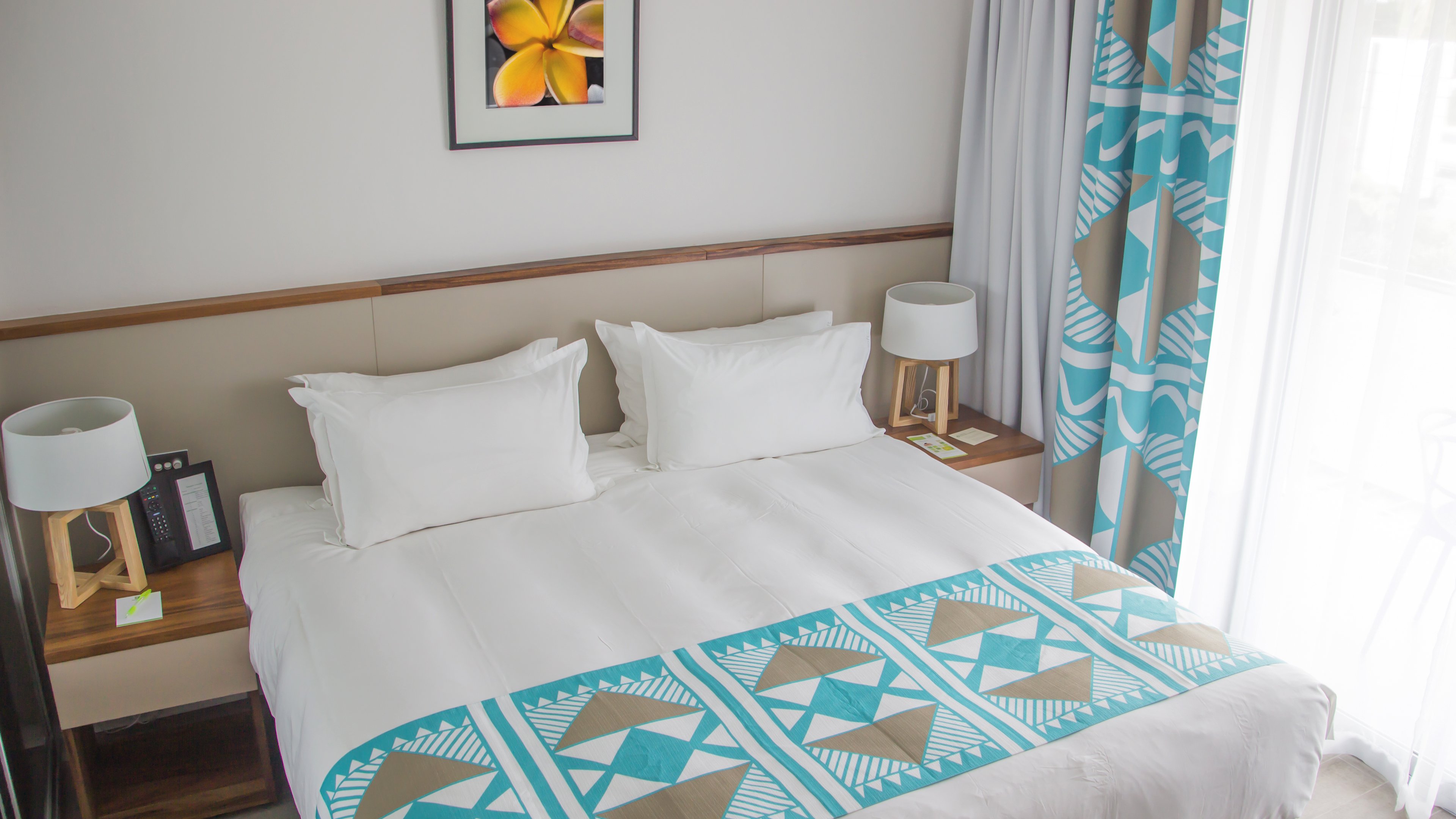 Holiday Inn Suva 24/79