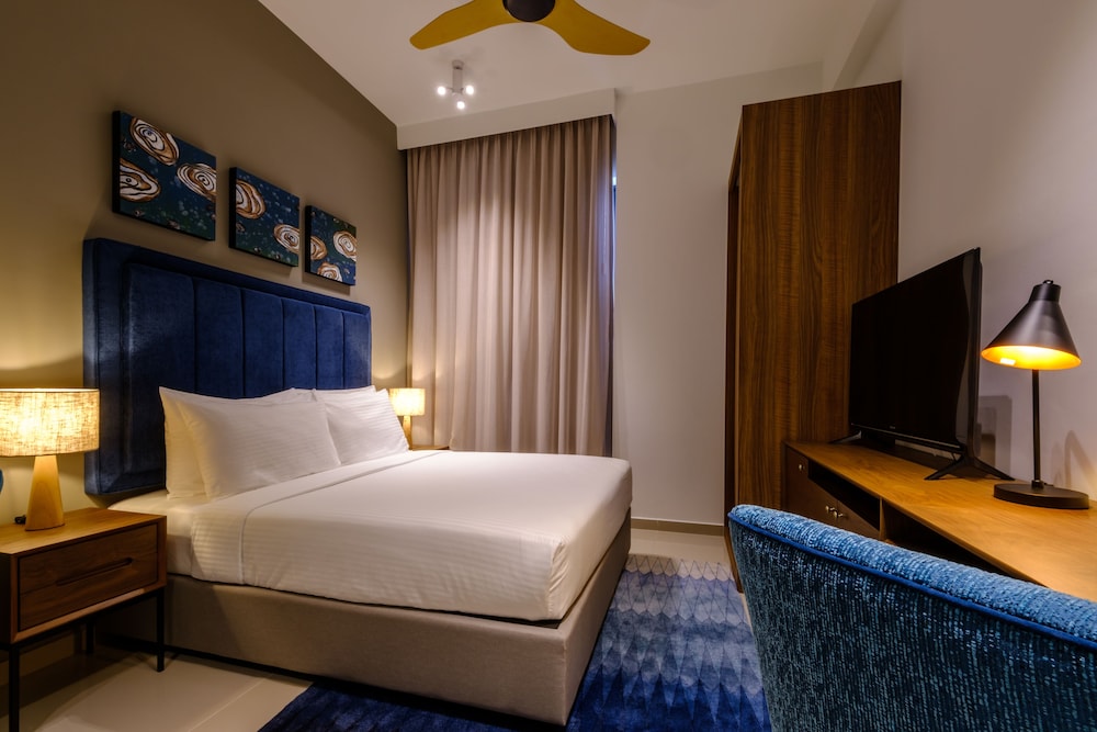 TANJUNG POINT RESIDENCES 8/37