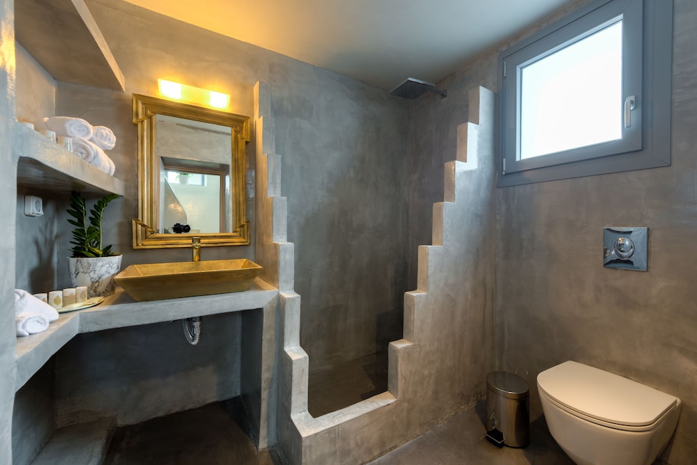 Pasithea Suites Santorini 58/60