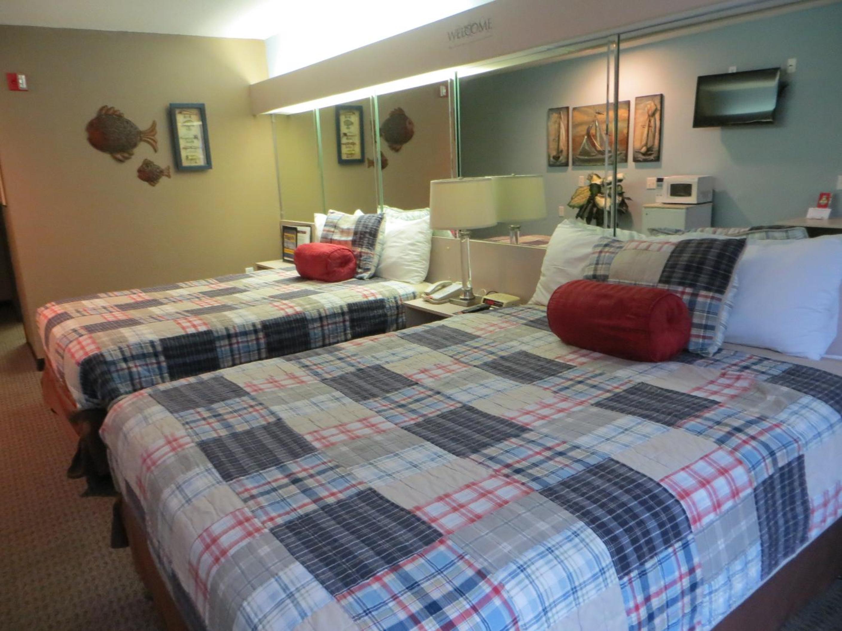 Patti's Inn & Suites 10/30