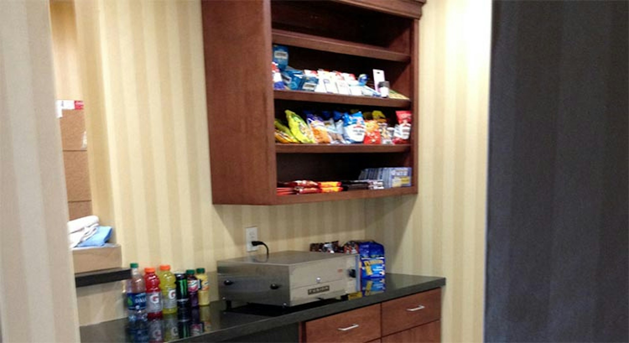 Cobblestone Inn & Suites -- Bloomfield, IA 4/30