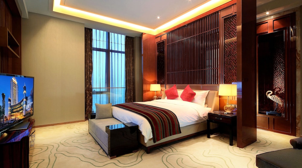 Crowne Plaza Taizhou 36/75