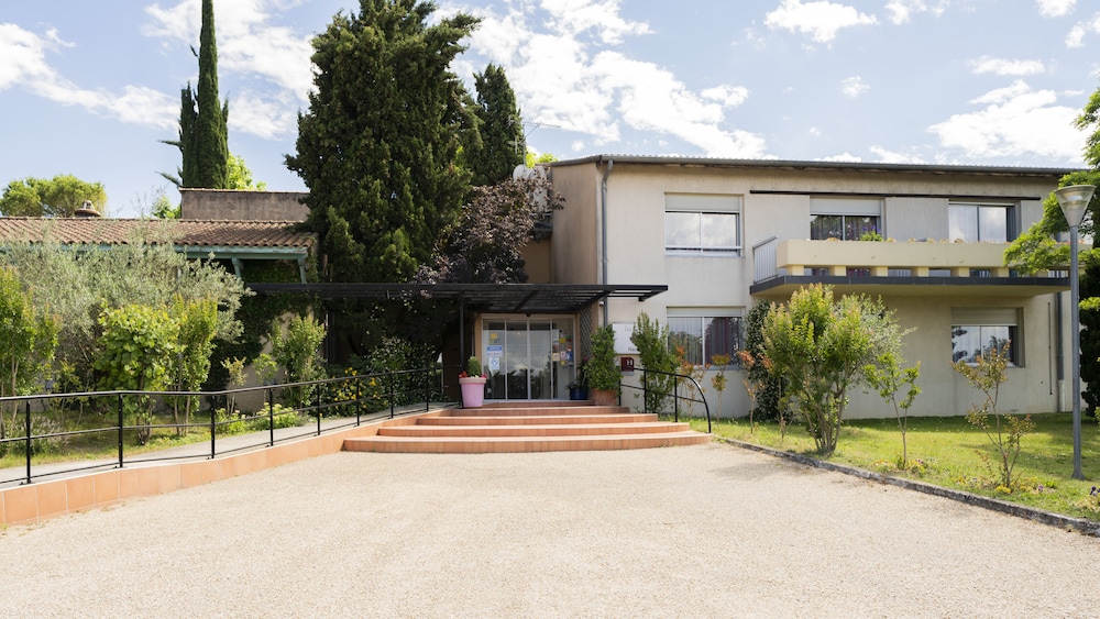 Hotel-Restaurant Les Oliviers 3/65