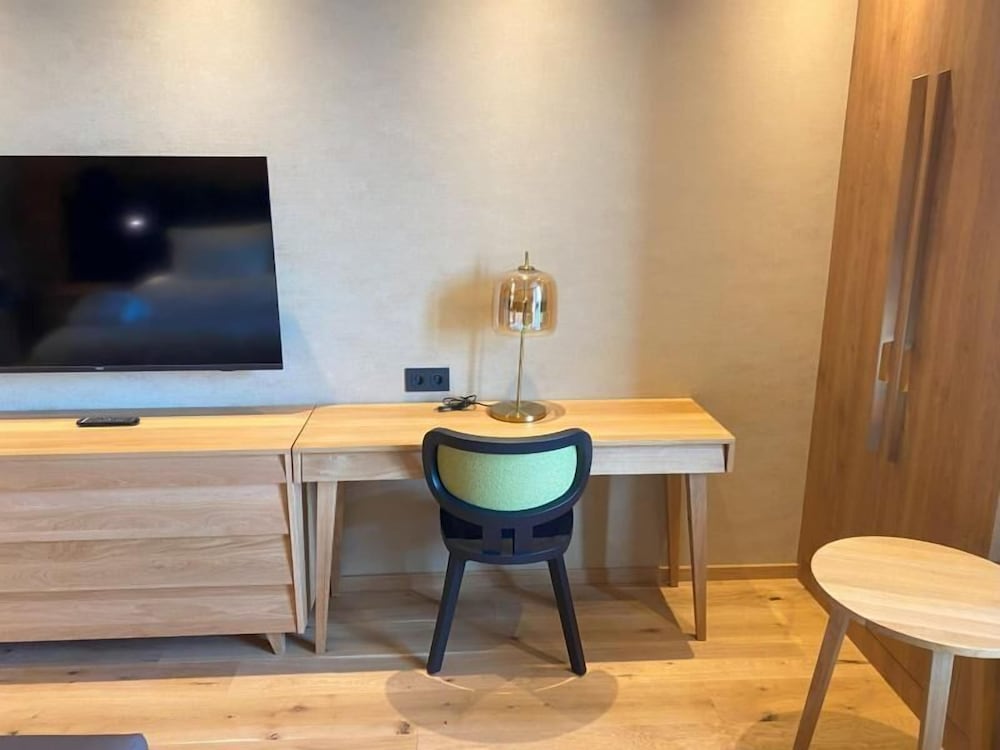Swissotel Damian Jasna 38/49