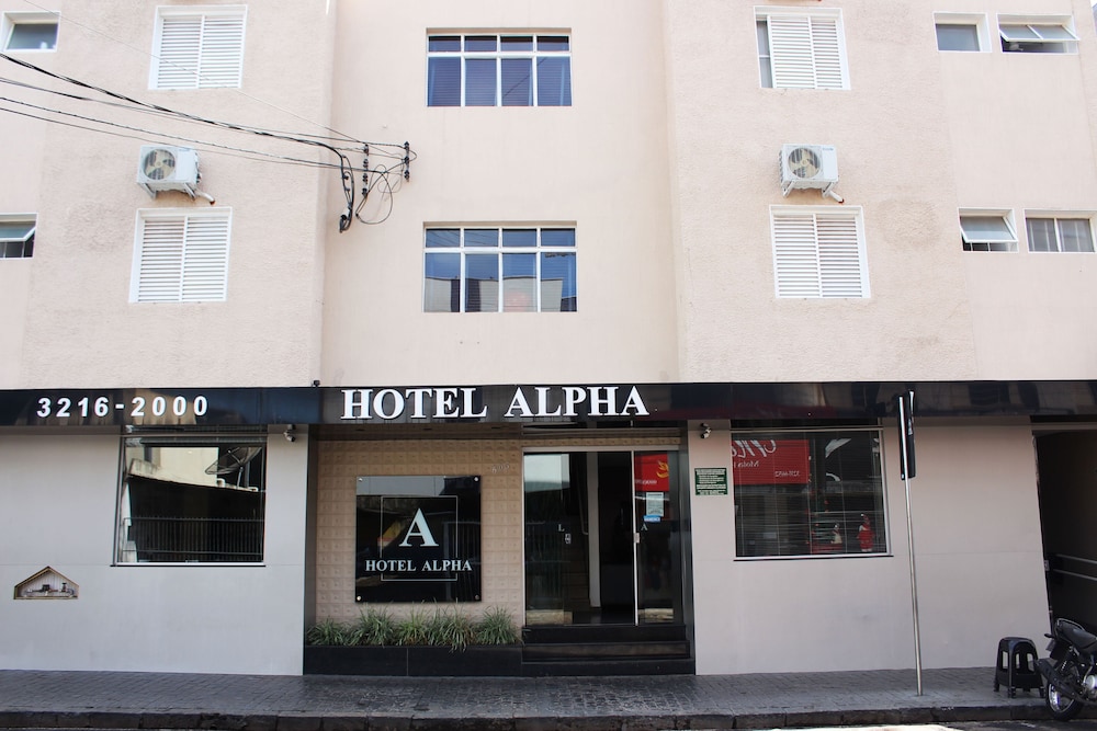 Hotel Alpha 1/62