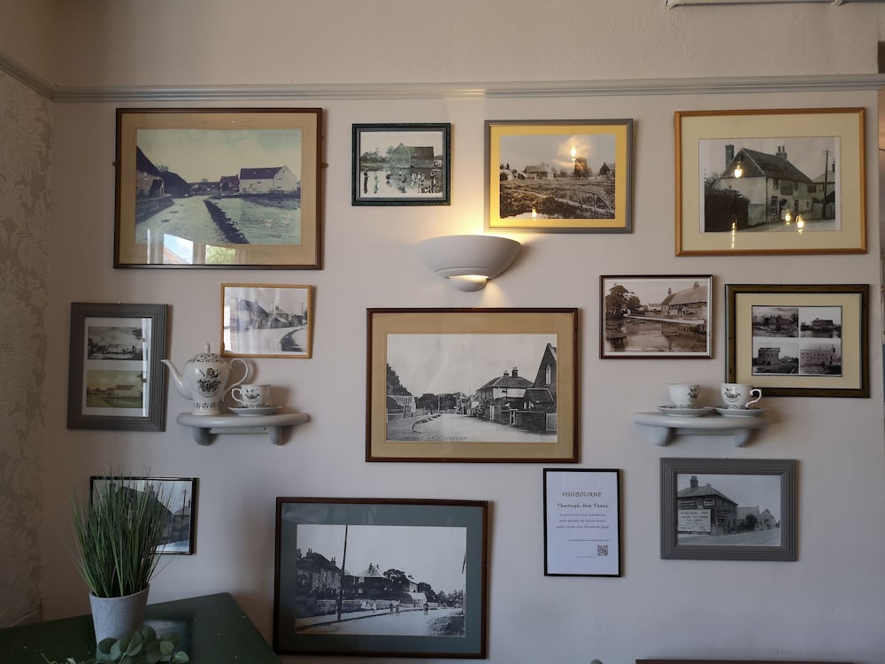 The Woolpack Inn 28/35