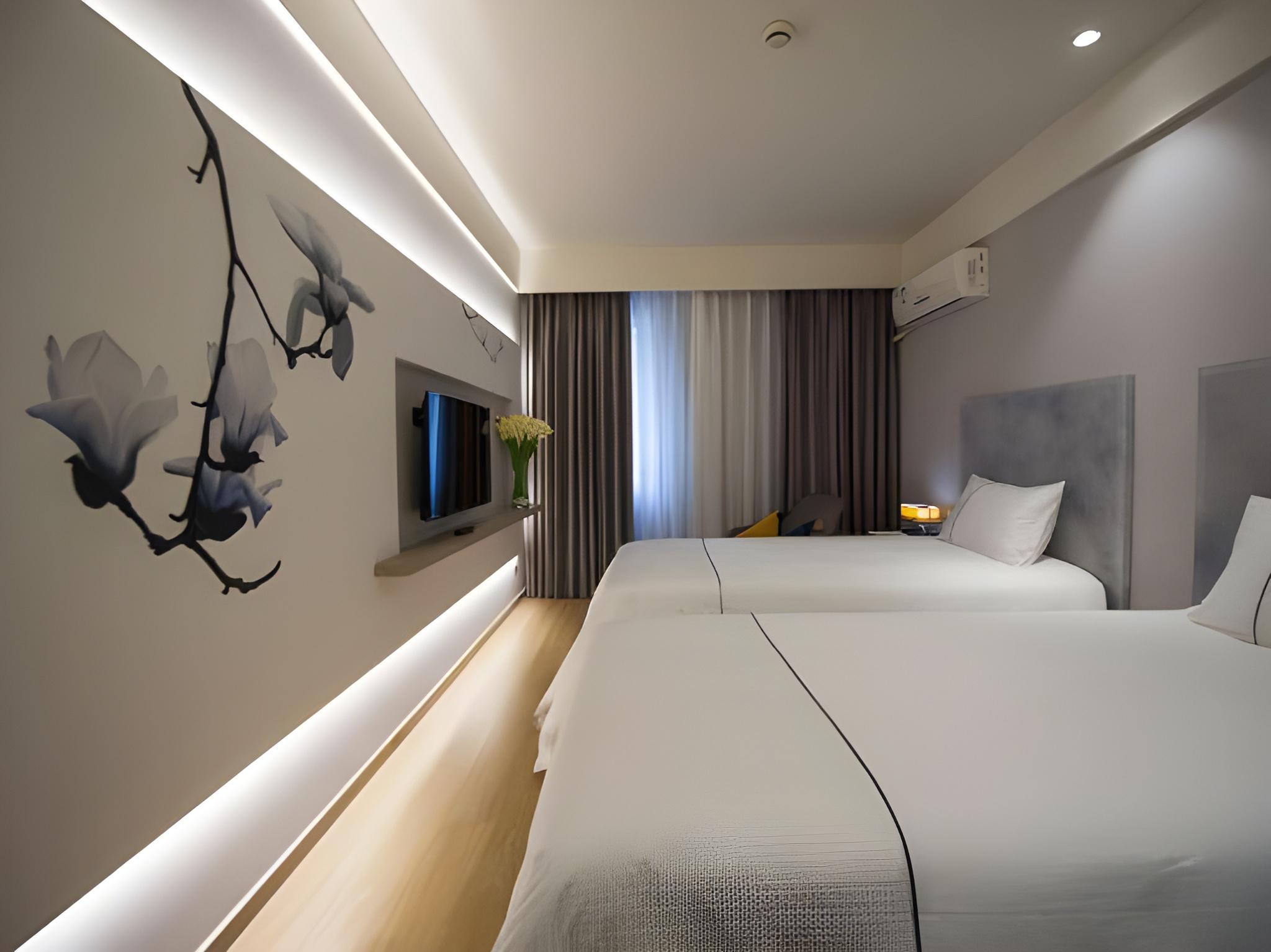 Superior, Twin Beds