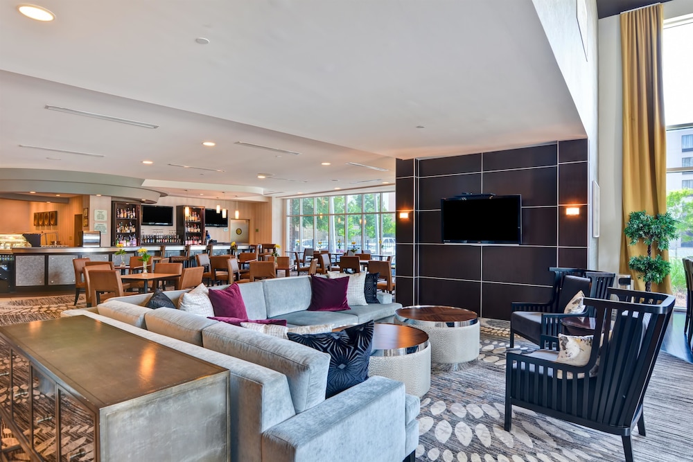 Doubletree By Hilton Baton Rouge 25/44
