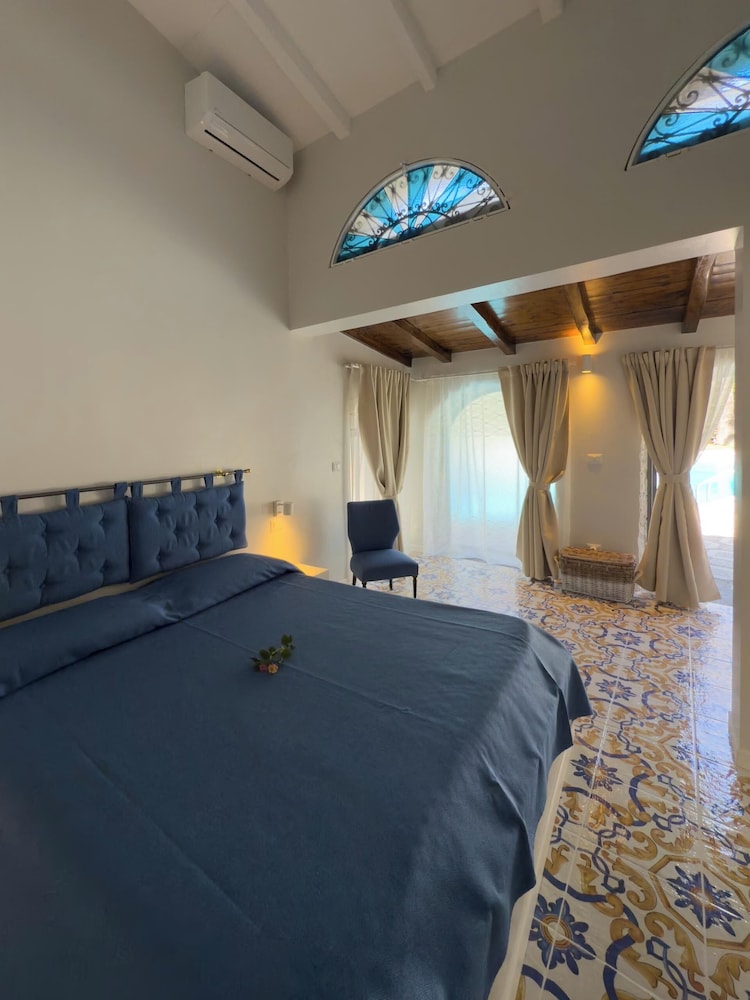 ROOM, DOUBLE BED, GARDEN VIEW