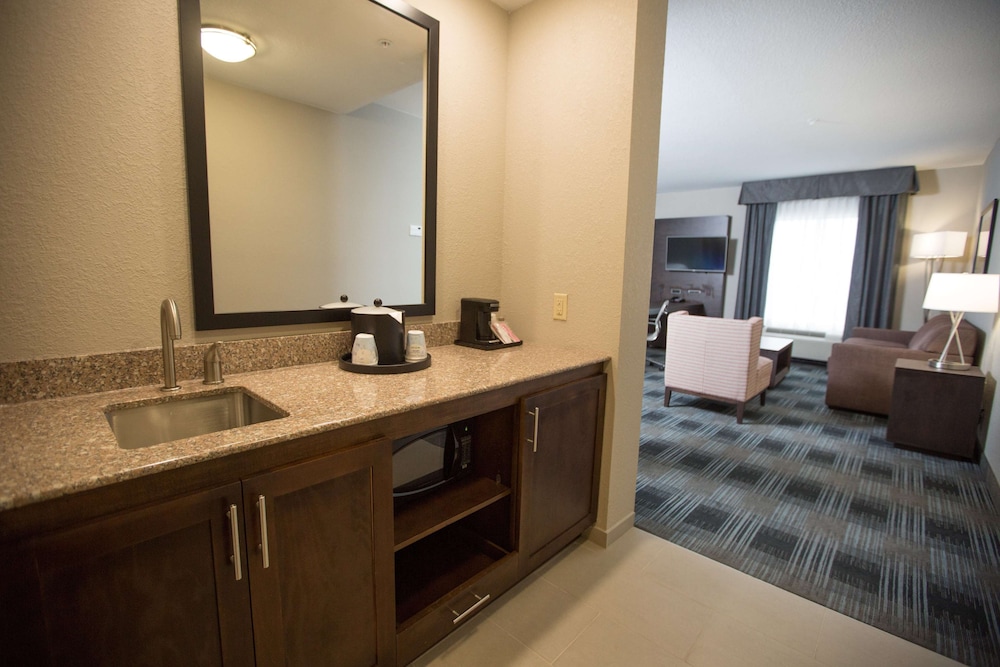 Hampton Inn And Suites Oklahoma City Airport Ok 5/46