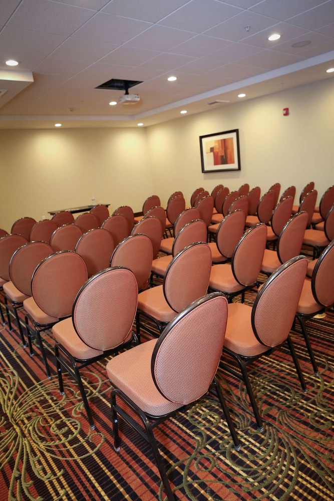 Hampton Inn Union City Ca 34/36