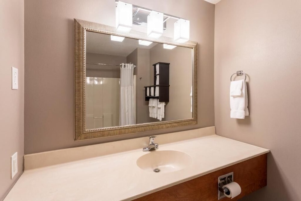 Grandstay Residential Suites Ames 51/52