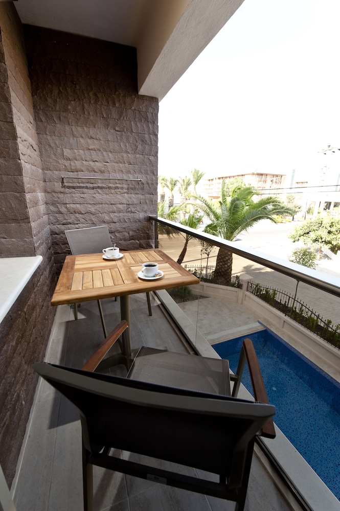 Atrium Apart Hotel 9/22