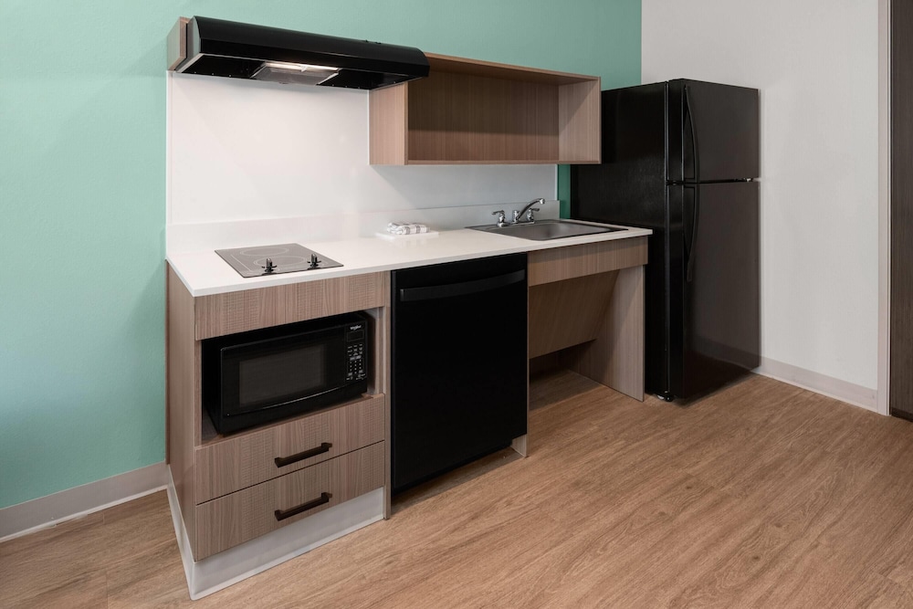 ECHO Suites Extended Stay by Wyndham Fort Worth Alliance 50/59