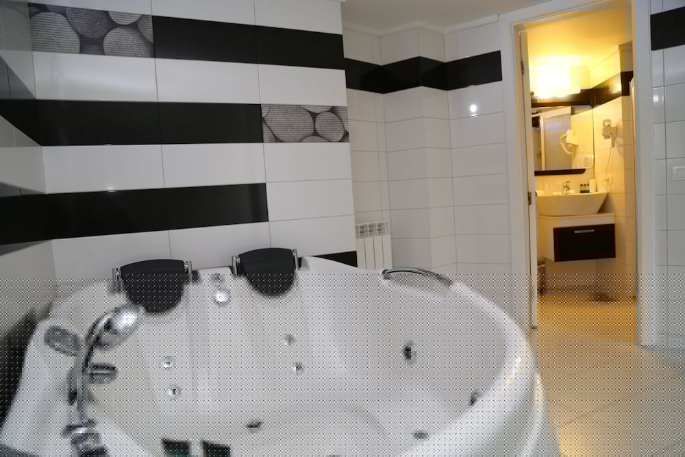 Douma Hotel 37/59
