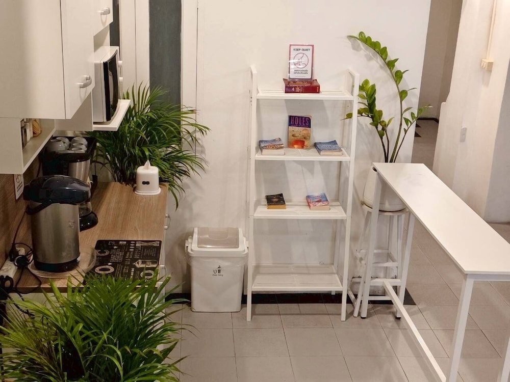 Chino Town Gallery Hostel 42/58