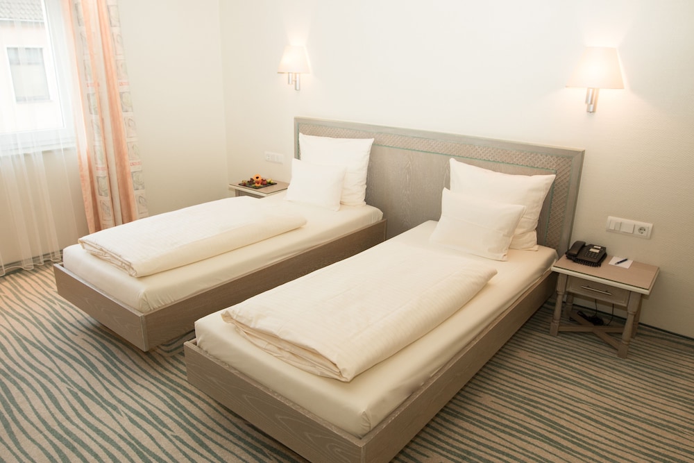 Stadt Munchen Hotel 24/33