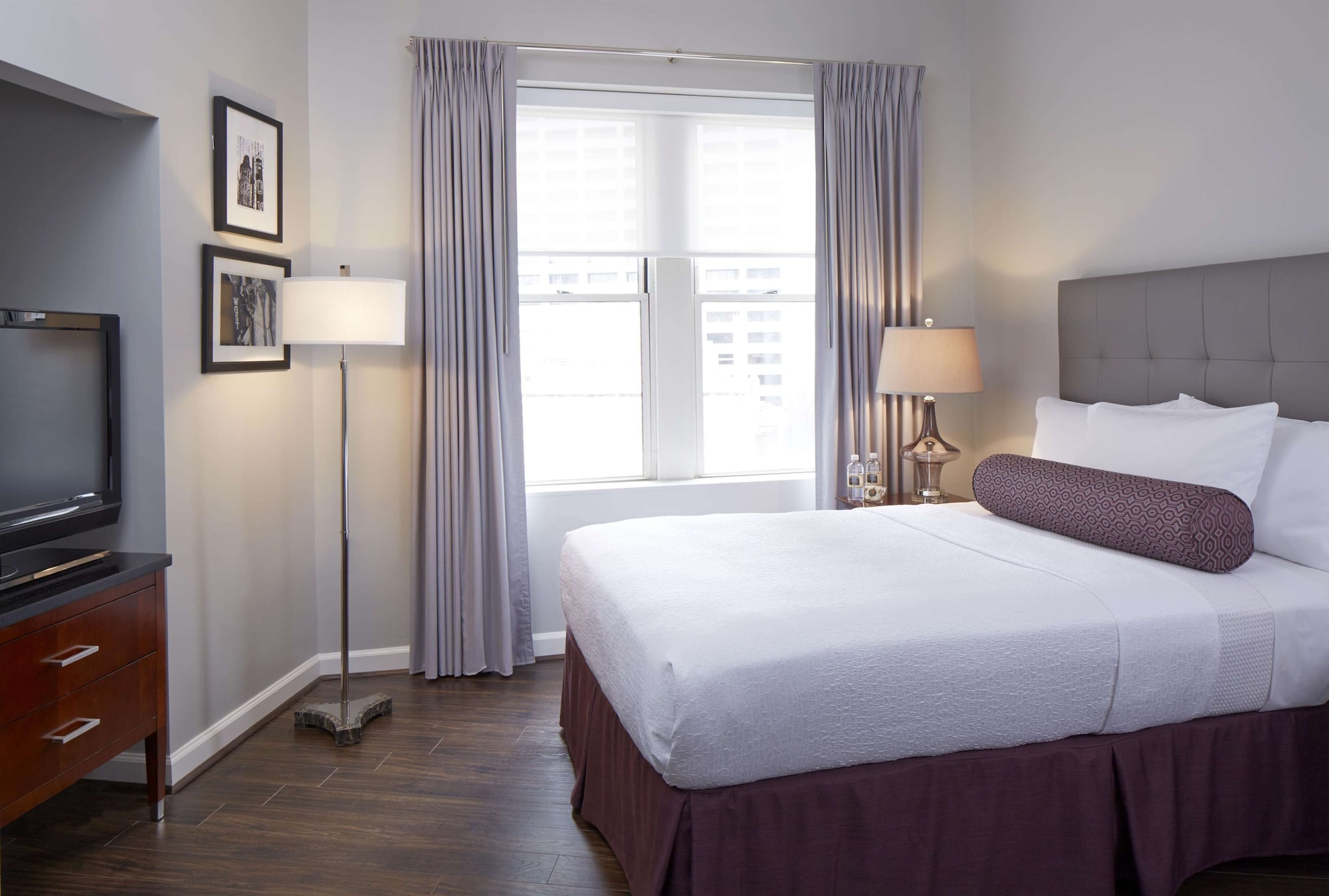 APARTMENT, 2 QUEEN BEDS, KITCHEN
