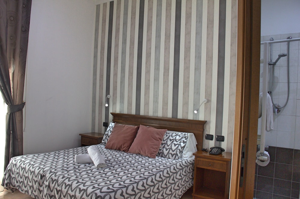 Hotel Ciao 4/69