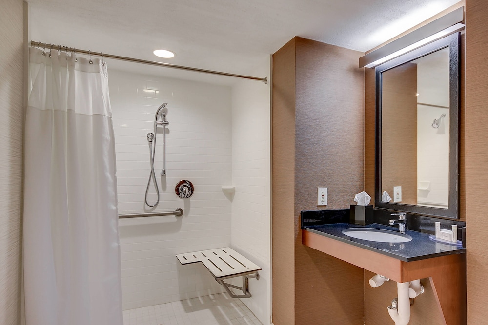 Fairfield Inn Boston Tewksbury Andover 36/44