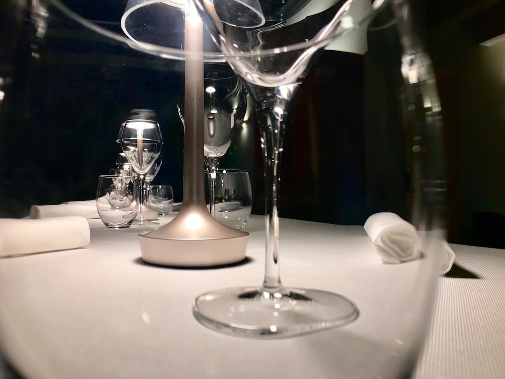 Baca Suites Restaurant & Bar 48/56