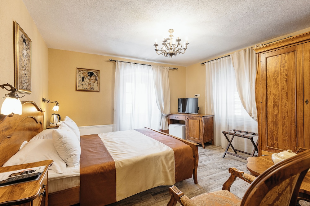 Hotel Monte Cristo 19/74