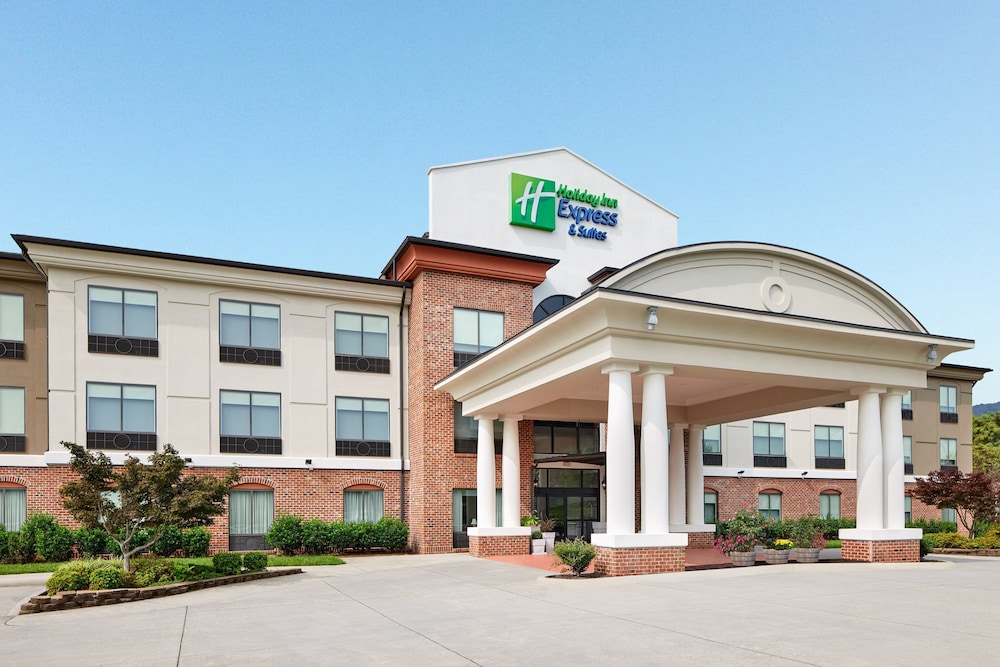 Holiday Inn Express Hotel Suites Salem 1/42