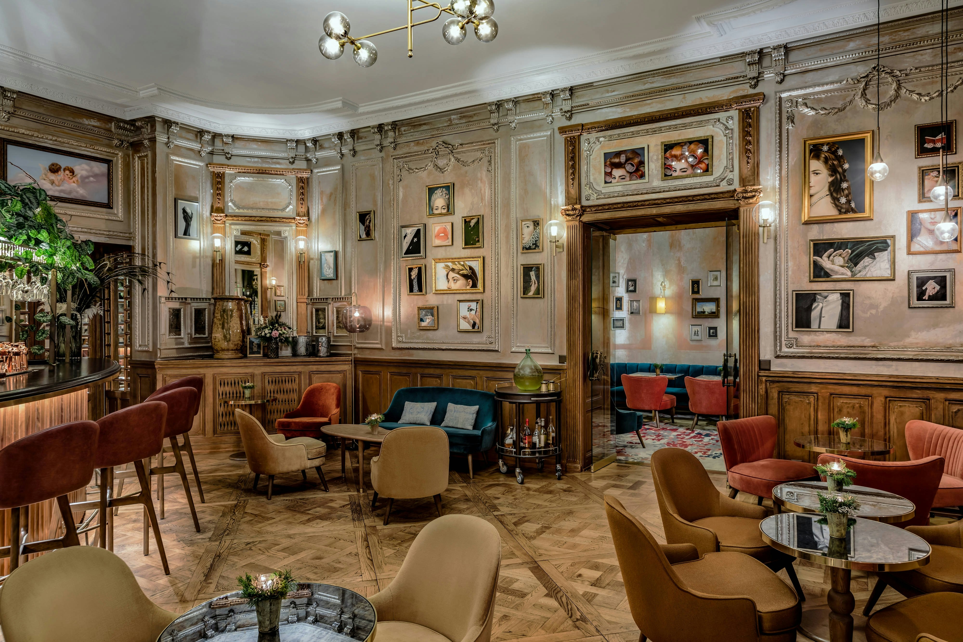 THE RITZ-CARLTON HOTEL DE LA PAIX GENEVA 38/45