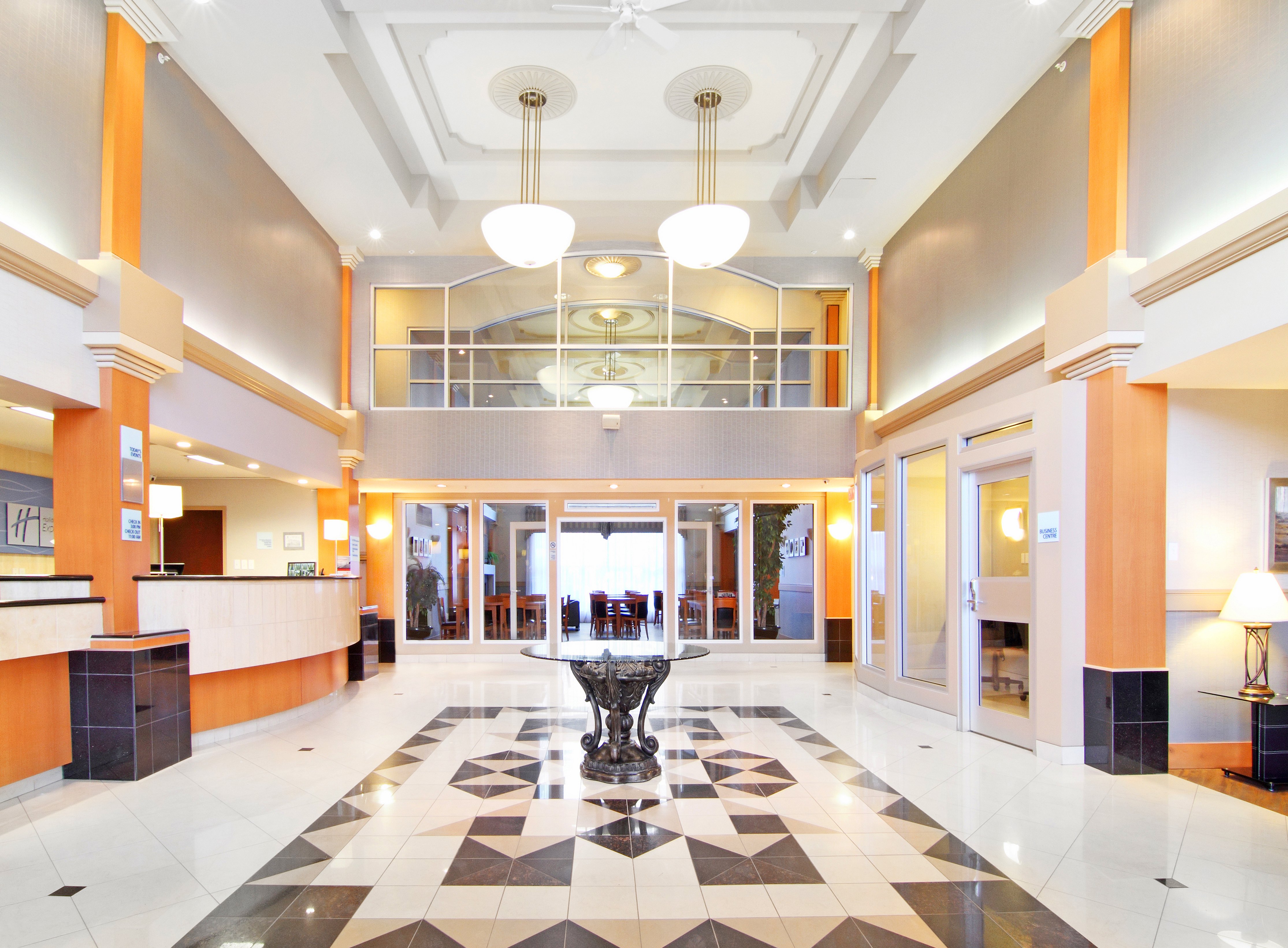 Holiday Inn Express Hotel Suites Calgary South Macleod Trail S 13/73