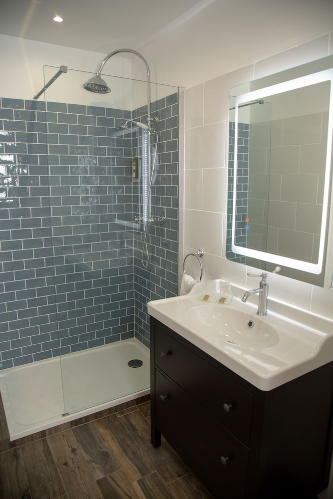 Logis Hôtel Le Blason De Provence 48/50