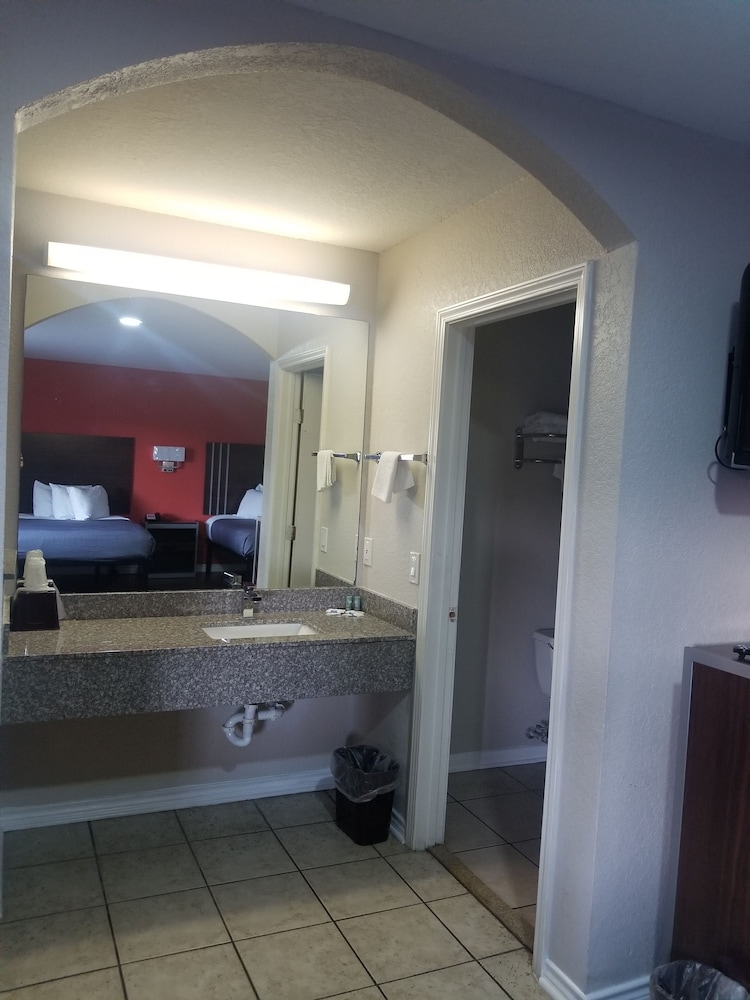 Econo Inn Lackland AFB Seaworld 31/31