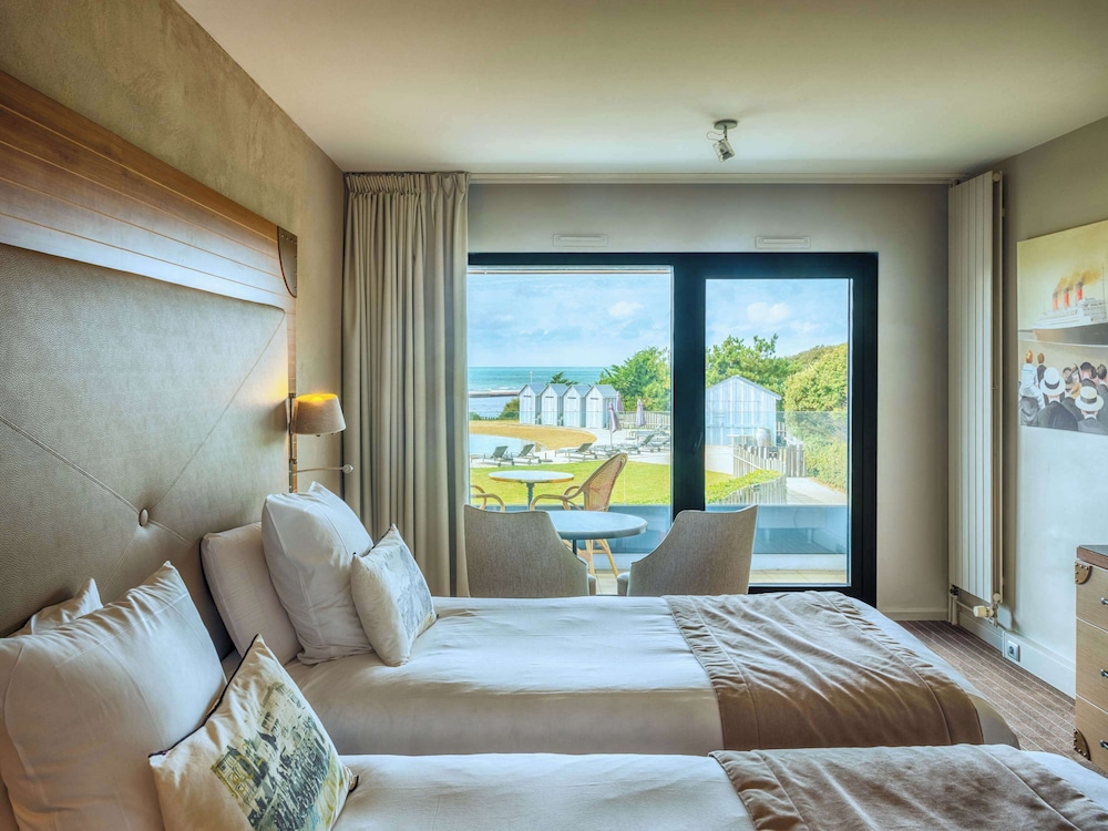 Classic, Double or Twin Bed, Sea View, Balcony 5/8