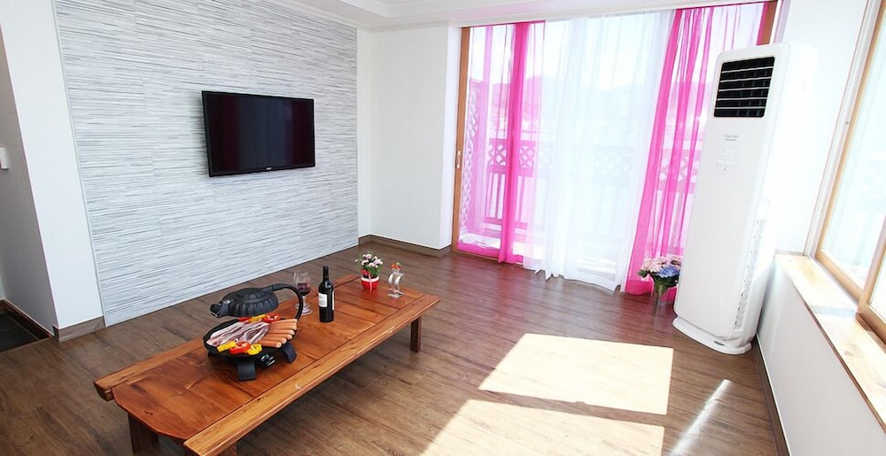 Namhae 1 Night 2 Days Pension 11/20