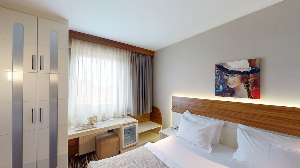 Mimi Hotel Ankara 21/55