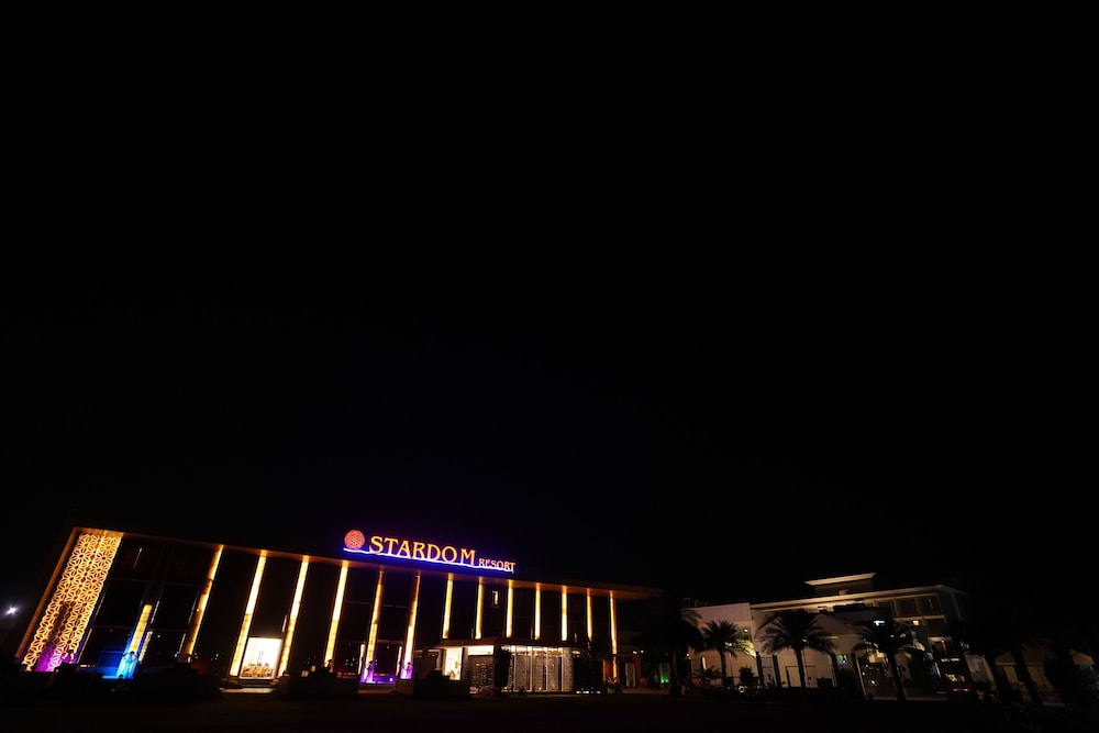 Stardom Hotels & Resort 15/48
