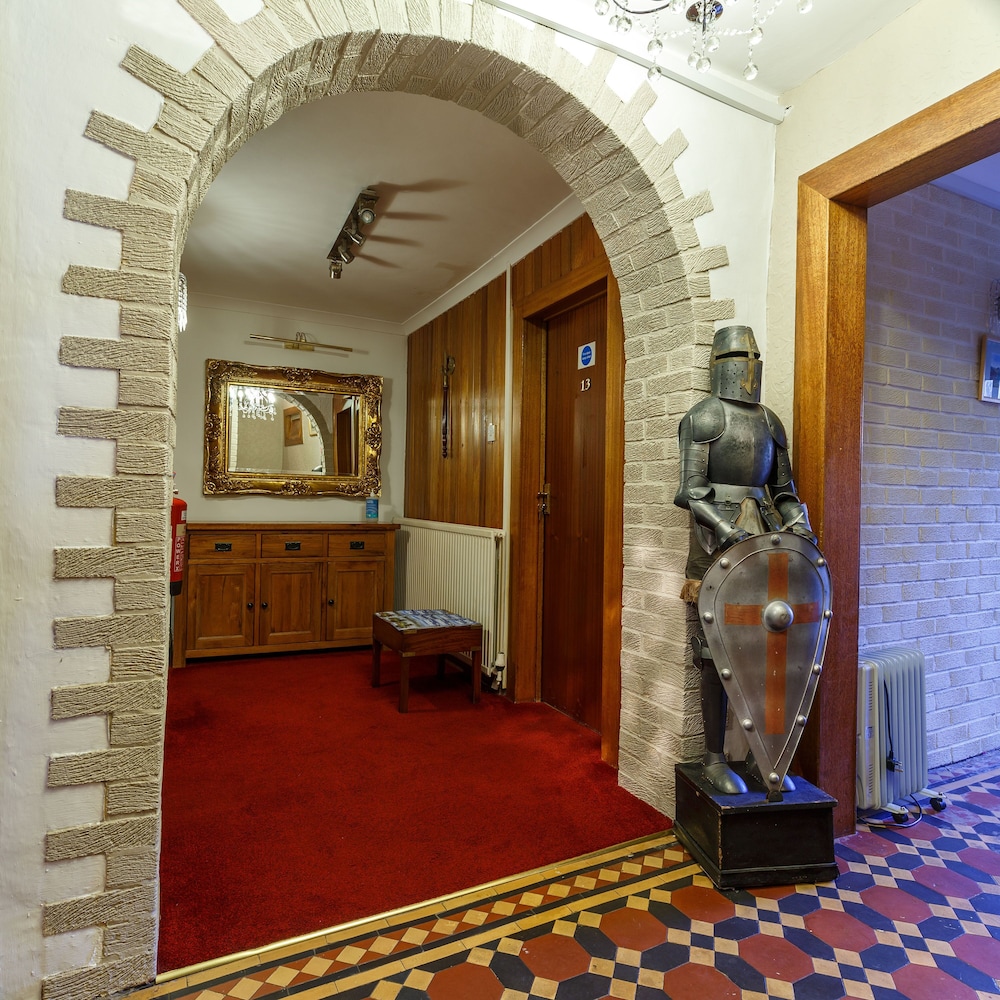 Castle Walk Bed & Breakfast 7/47