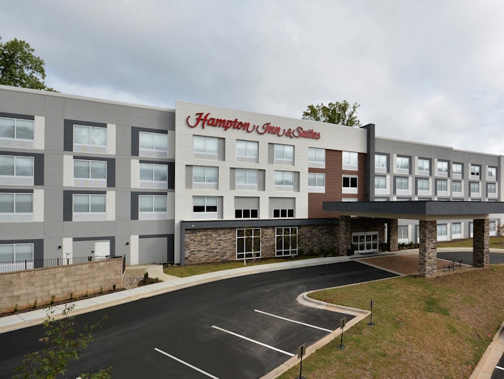 Hampton Inn and Suites Charlotte North I 485 22/22