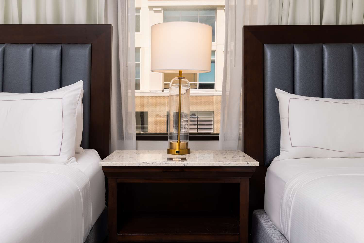 GUEST ROOM, 2 QUEEN BEDS, KITCHEN