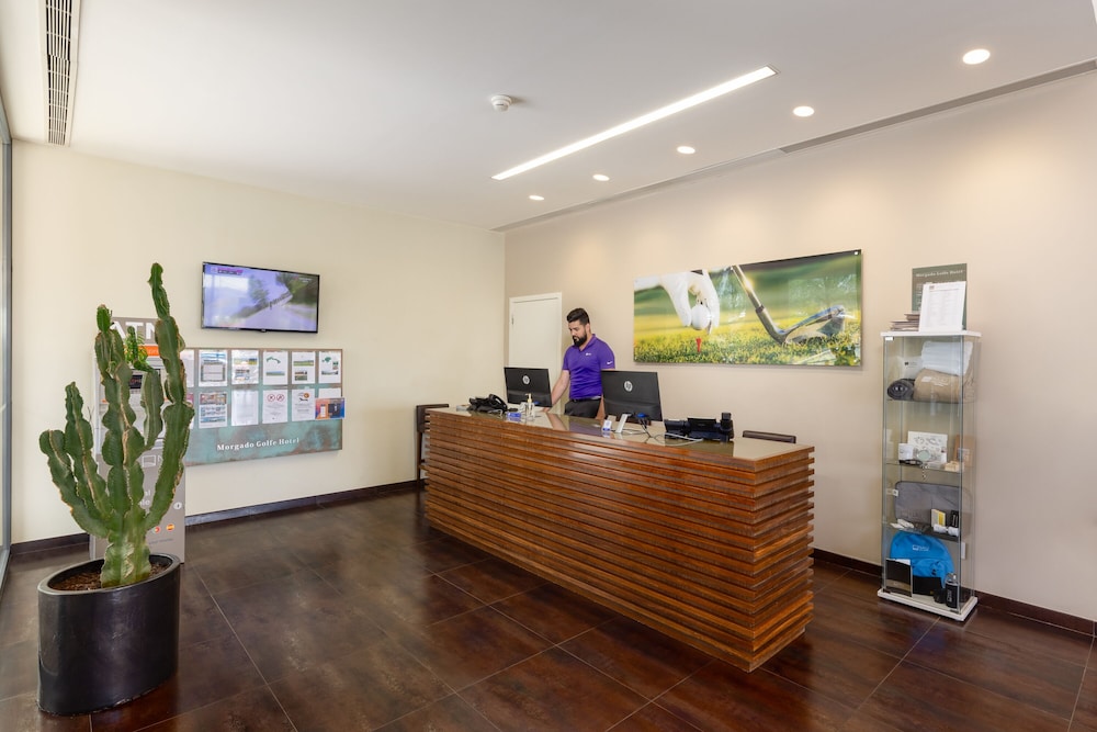 NAU Morgado Golf & Country Club 2/50