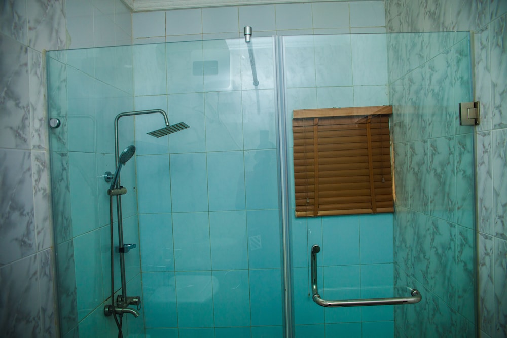 Cribville Hotel & Suites 24/41