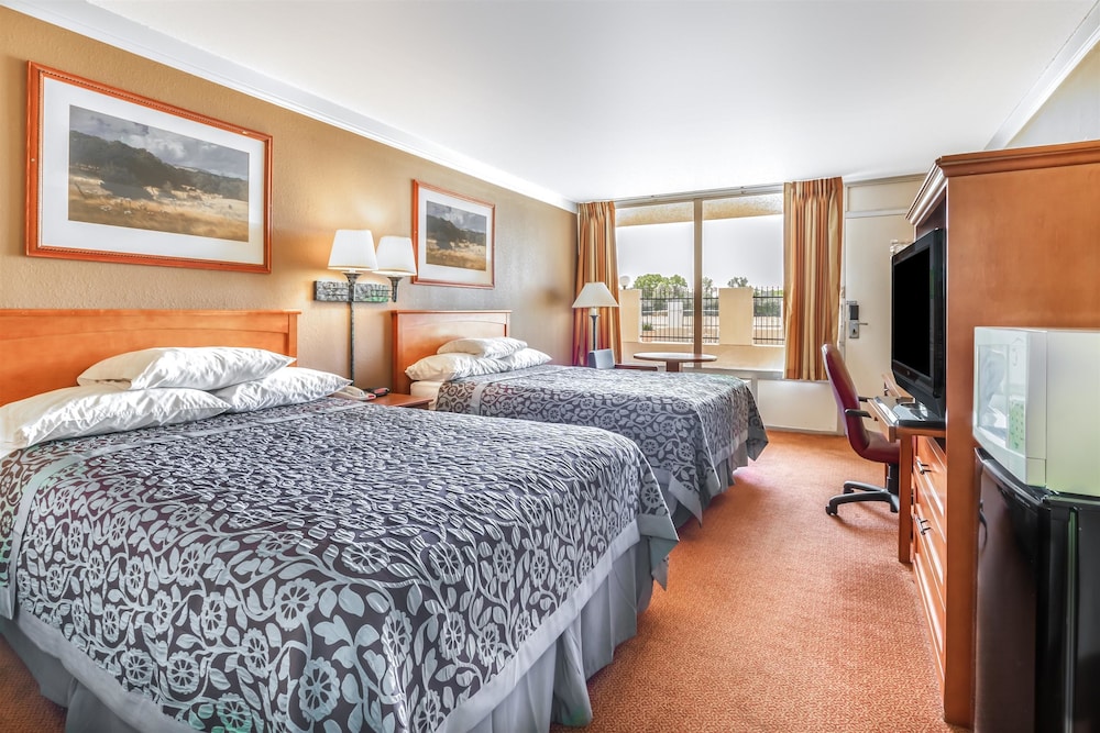 Days Inn By Wyndham Hillsboro Tx 15/37