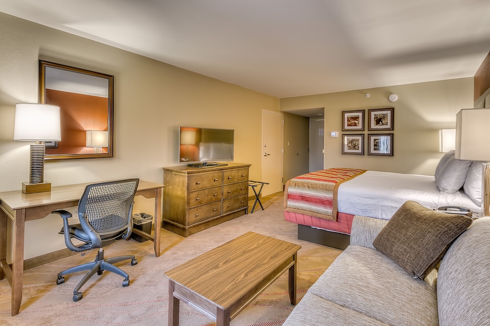 La Quinta Inn Suites Pigeon Forge 51/64